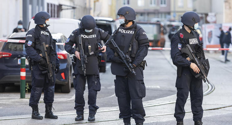 Aýstrııa mektepteriniń birinde atys bolyp, 8 adam qaza tapty