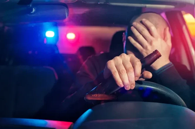 Almatyda bir túnde 6 mas júrgizýshi ustaldy