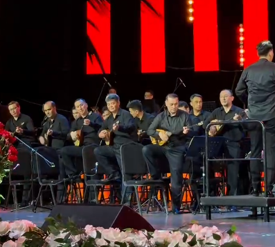 Astanada Qurmanǵazy orkestriniń mereıtoılyq konserti ótti