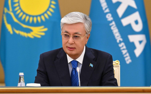 Prezıdent Túrki memleketteri Parlamenttik assambleıasy spıkerlerimen kezdesti