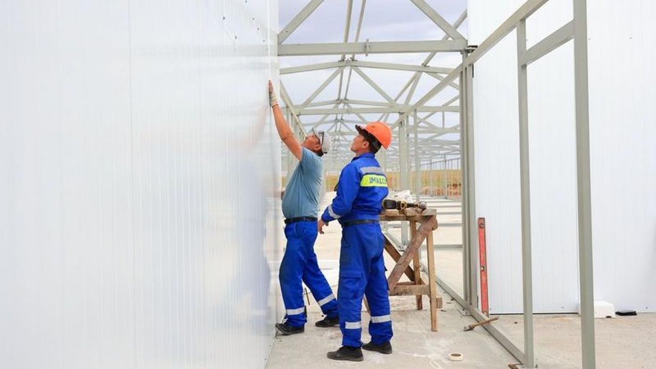 Rodnıkov aýylynda  sút fermasy salynyp jatyr