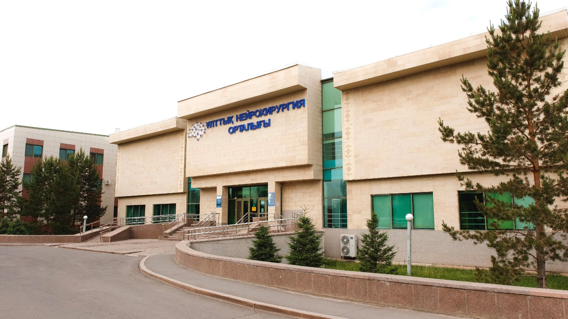 Dárilik zattar qaýipsiz ári qoljetimdi bolýǵa tıis