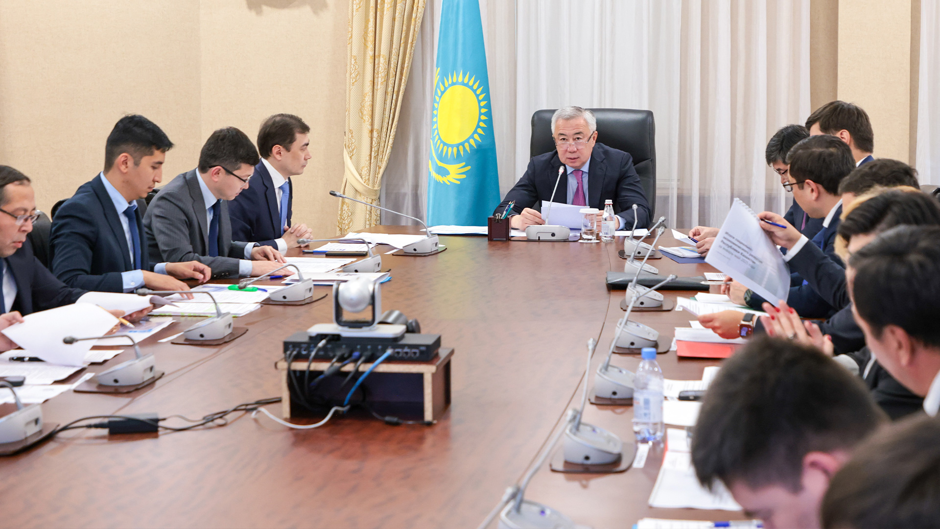 Úkimette JIО́-di ósirý máselesi talqylandy