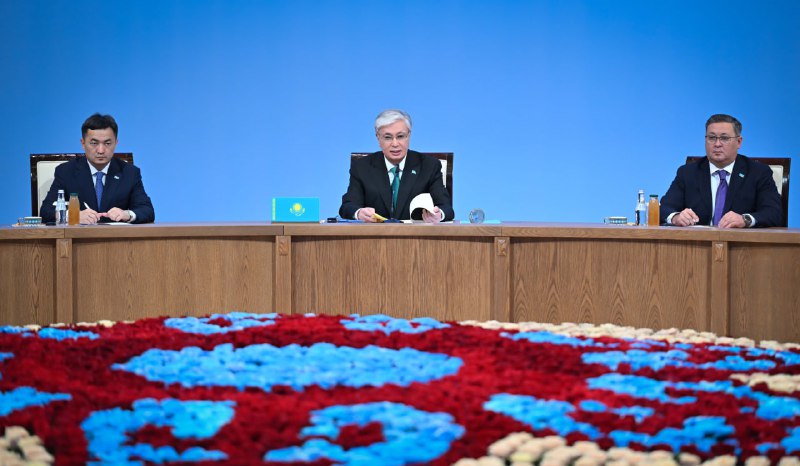 Toqaev: Ortalyq Azııada álemdik ýran qorynyń 20 paıyzy, munaıdyń 17 paıyzdan astamy, tabıǵı gazdyń 7 paıyzy jáne mol sırek kezdesetin metaldar shoǵyrlanǵan