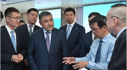 Qytaı Qazaqstannyń sý mamandaryn oqytýdy jalǵastyrady