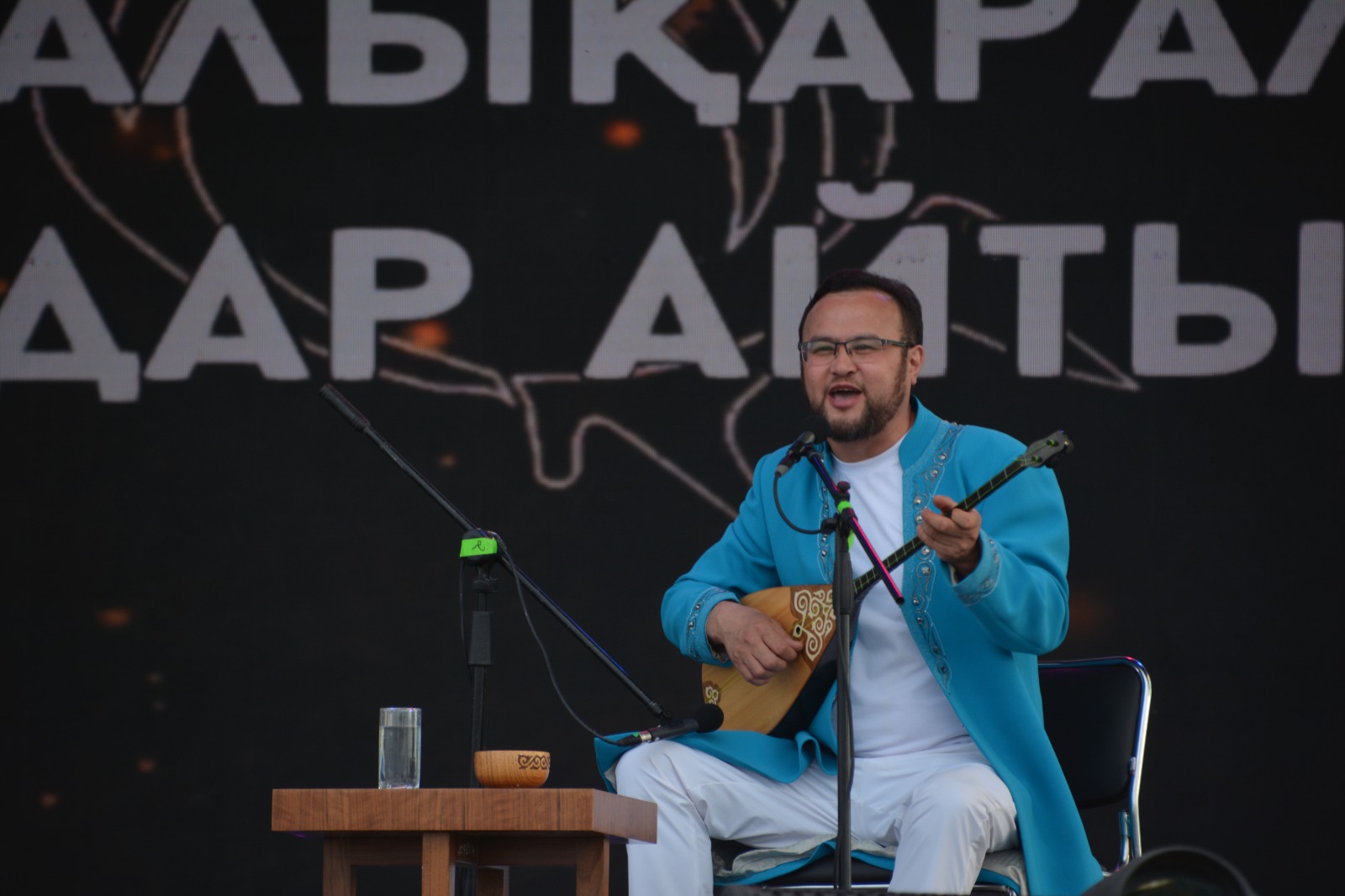 Tór Altaıdaǵy tórtkúl dúnıe kóz tikken toı