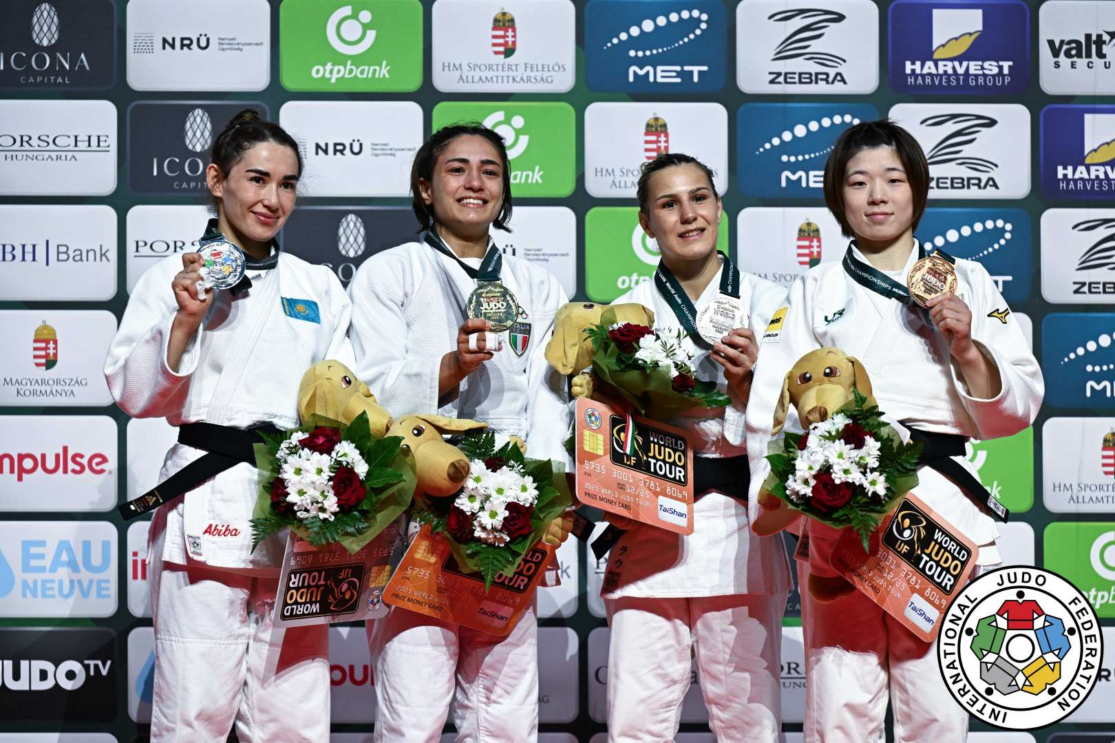 Ábıba – álem chempıonatynyń kúmis júldegeri