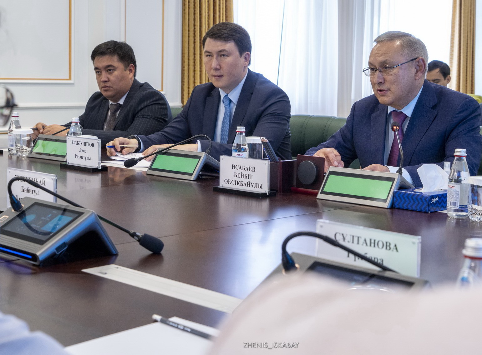 Azamattyq qoǵamnyń aıtary kóp