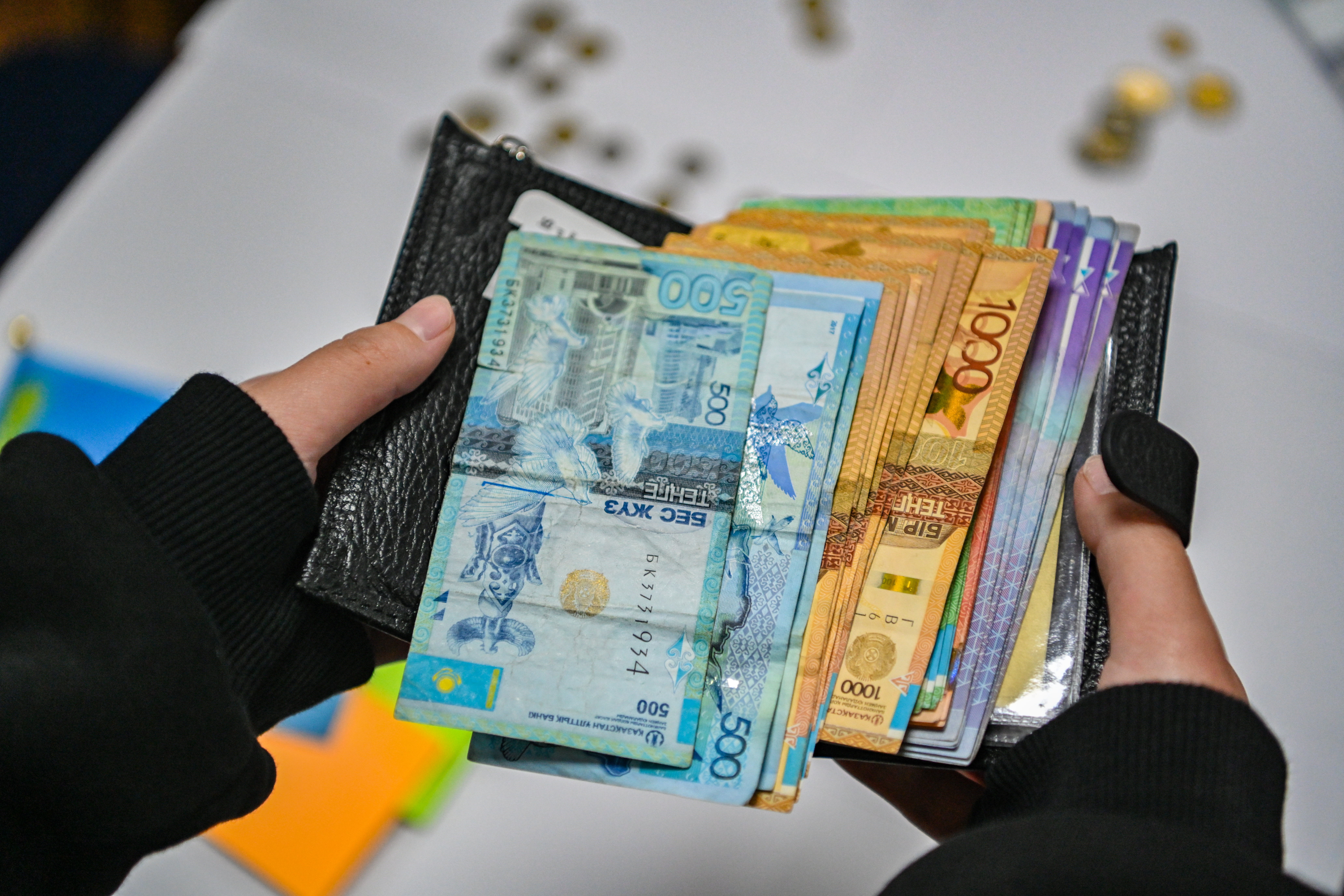 Bıyl bala kútimine arnalǵan járdemaqyny qansha adam aldy