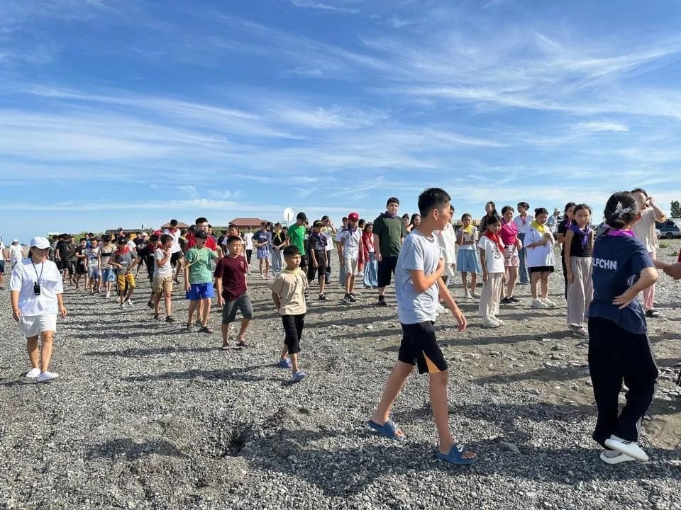 Oqýshylar «Darabozda» demalady