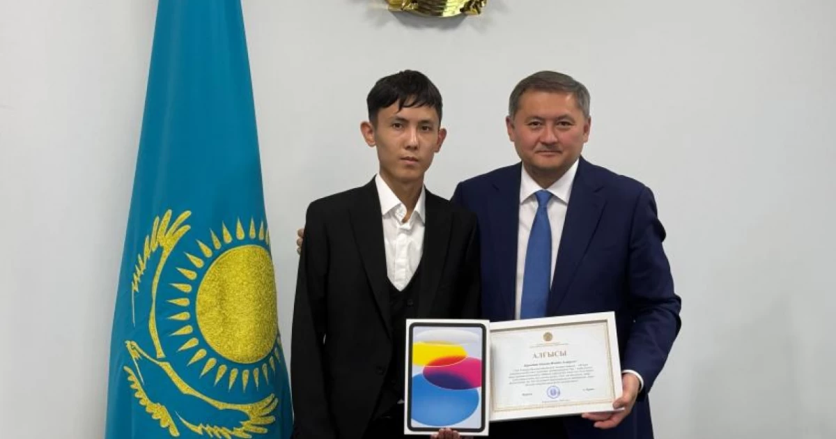 Saıasat Nurbek UBT-da 140 ball jınaǵan túlekti quttyqtady