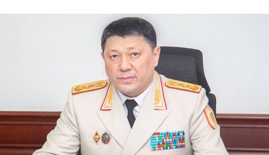 Erjan Sadenov: Zańǵa qurmet ómir saltyna aınalýy tıis