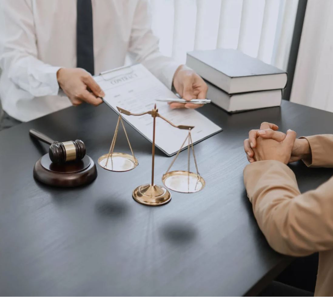 Eldiń eńsesin ádil sot tikteıdi