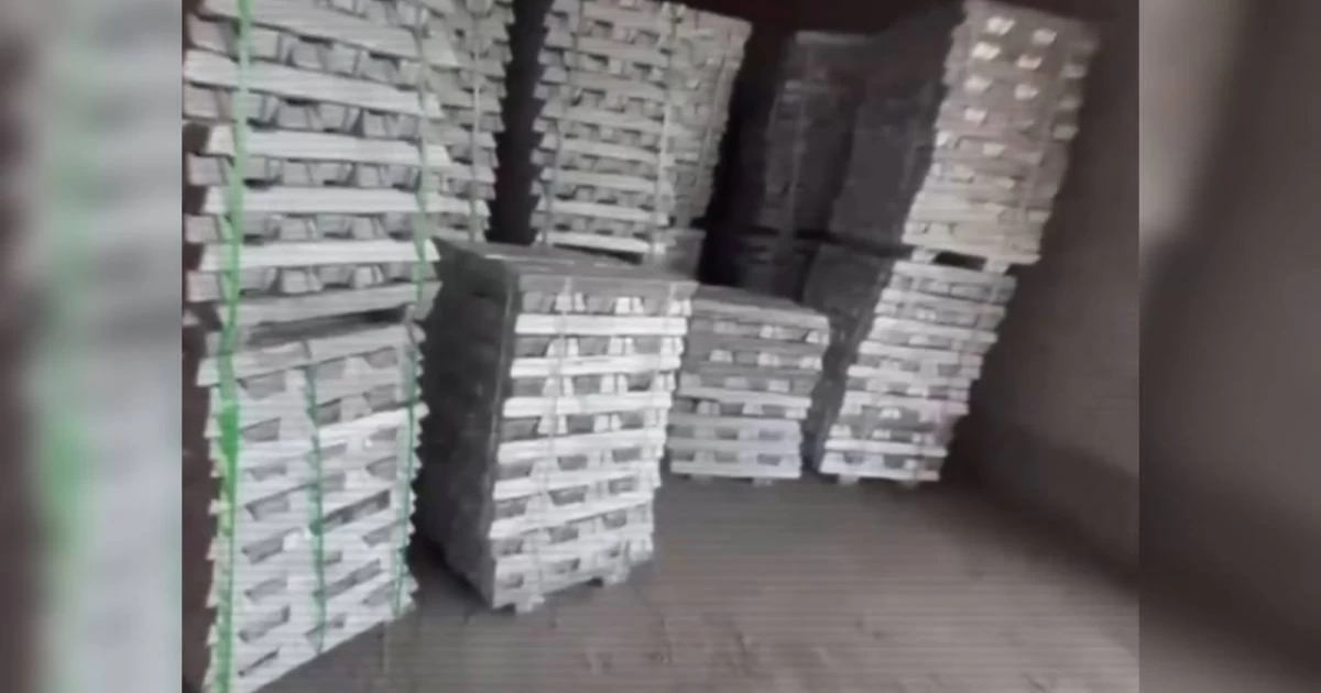 Tústi metaldy zańsyz shyǵarmaq bolǵan top ustaldy