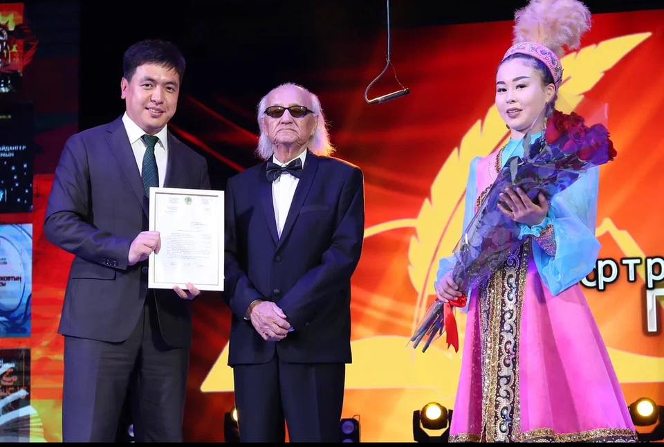 Arǵymaǵy arymaǵan aqyn