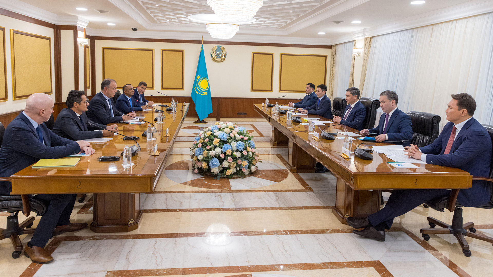 Taraptar syndarly dıalogke daıyn