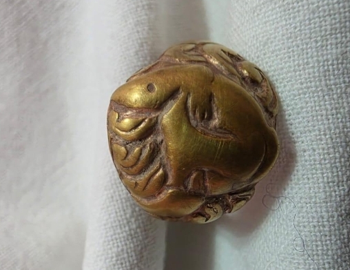 Saq dáýiriniń altyn buıymdary