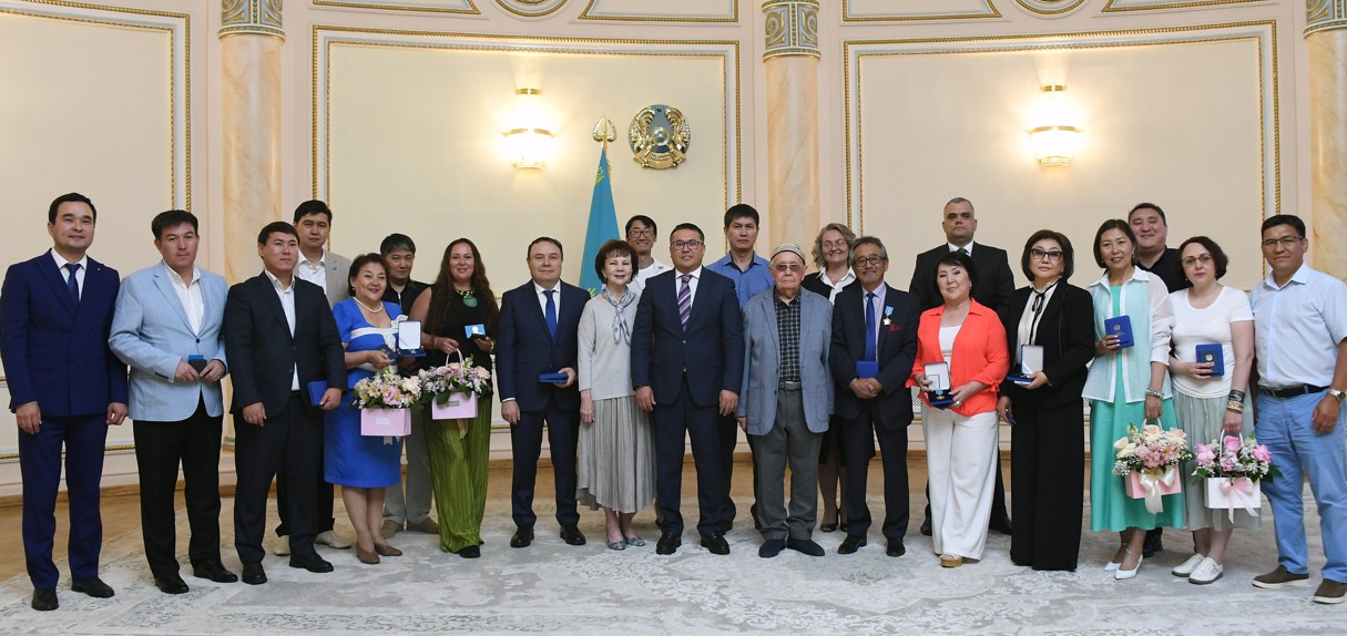 Memlekettik nagradalar tabystaldy