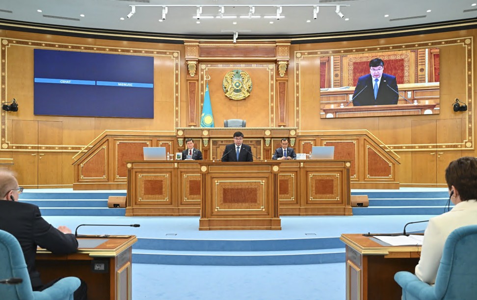 Respýblıkalyq bıýdjettiń atqarylýy týraly esepti bekitti