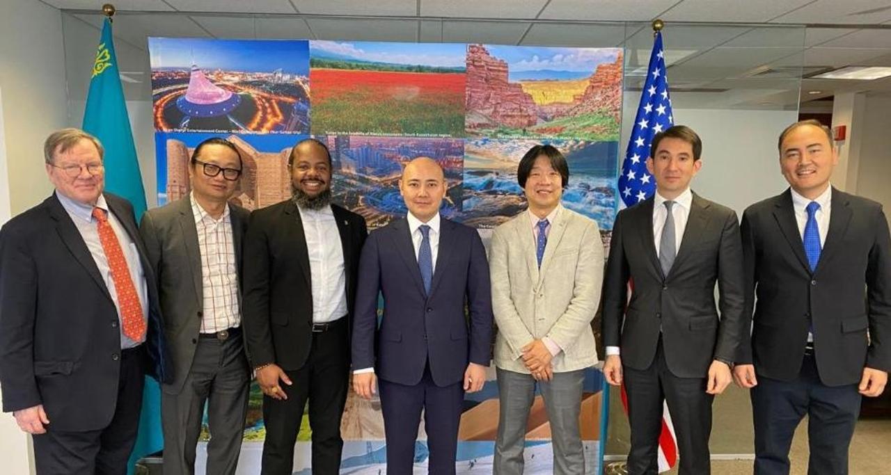 Nıý-Iorkte qazaq-amerıkalyq saýda-ınvestısııalyq yntymaqtastyǵynyń jańa perspektıvalary talqylandy