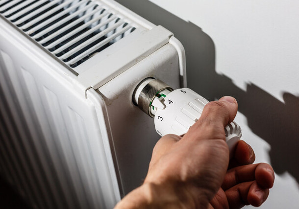 Pavlodarda jylý jelileri jóndelip jatyr