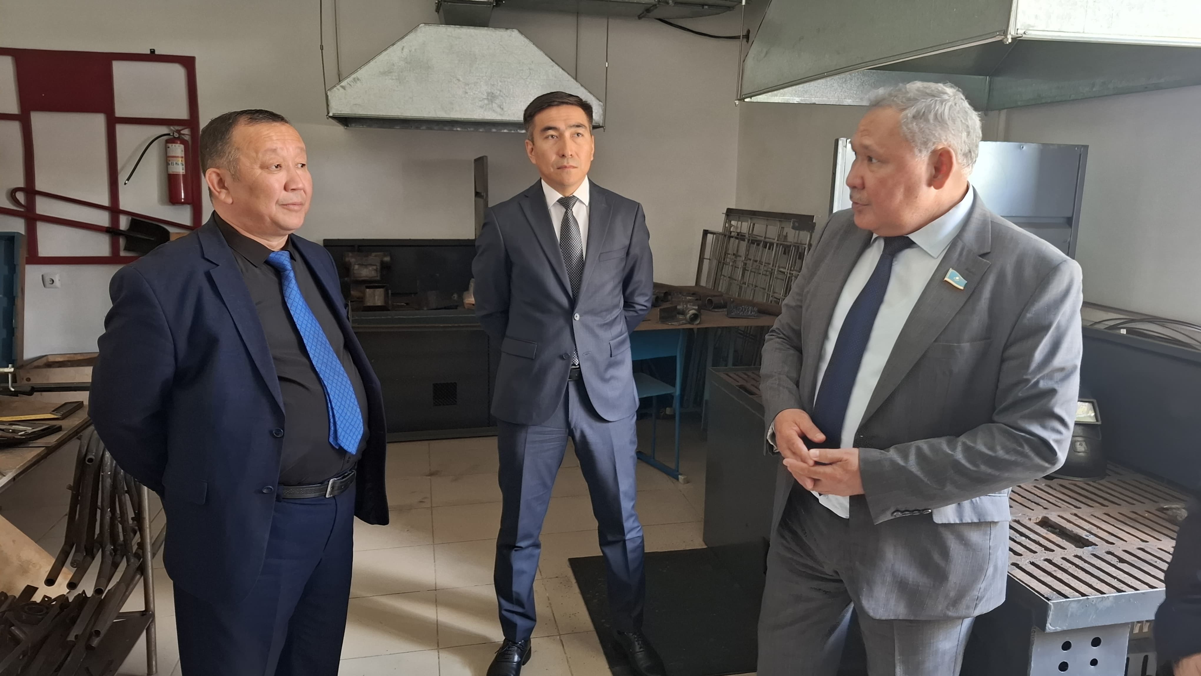 Senatorlar jurtshylyqpen kezdesti