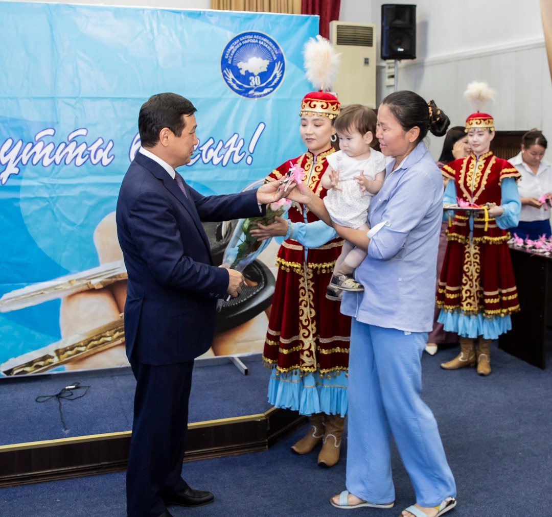 Baspanaǵa muqtaj otbasylar qonystoıyn toılady