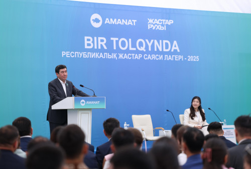 Prezıdent jumysshy jastardy qoldaý máselesine erekshe kóńil bóledi – Qoshanov