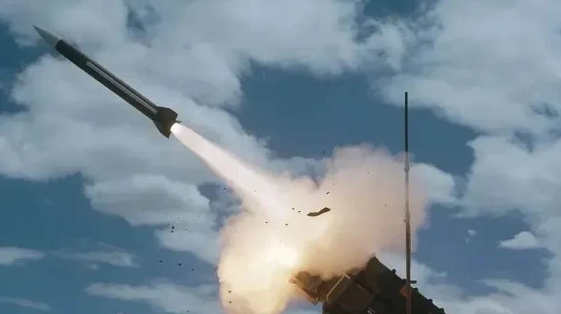 Izraıl Iranǵa qaıta soqqy berýge daıyndalyp jatyr - BAQ