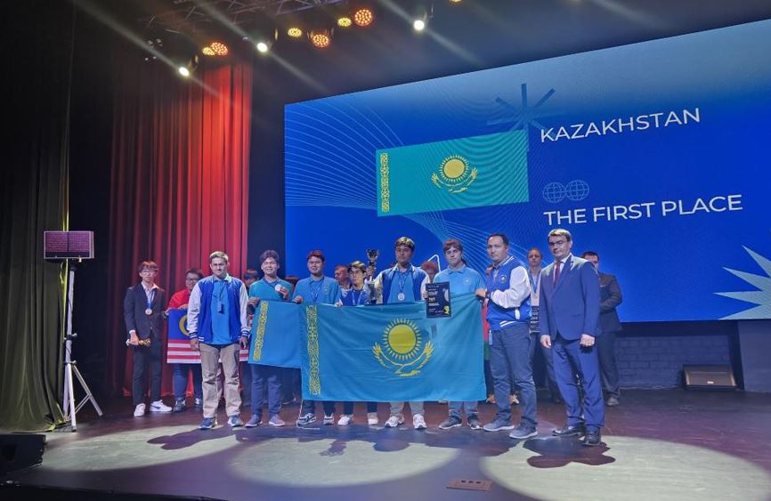 Qazaqstan oqýshylary fızıka olımpıadasynda top jardy