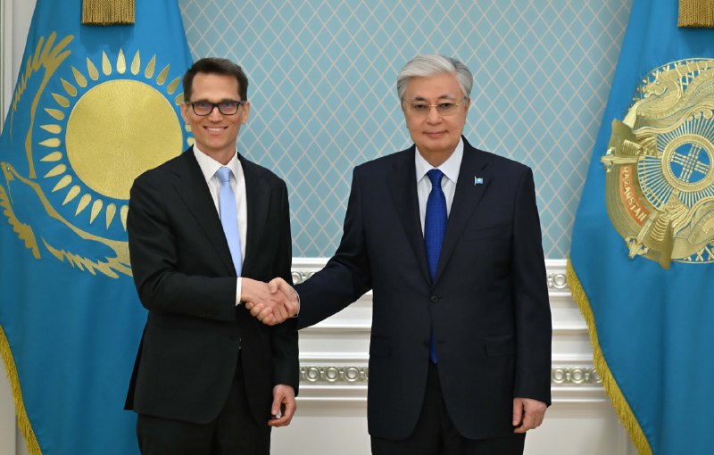 Prezıdent Shveısarııa Ulttyq bankin basqarýshylar keńesiniń tóraǵasyn qabyldady