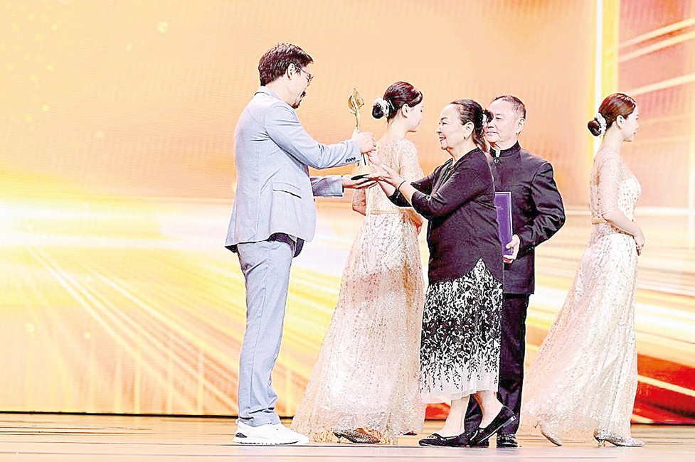 Qajy­baev – «Úzdik akter»