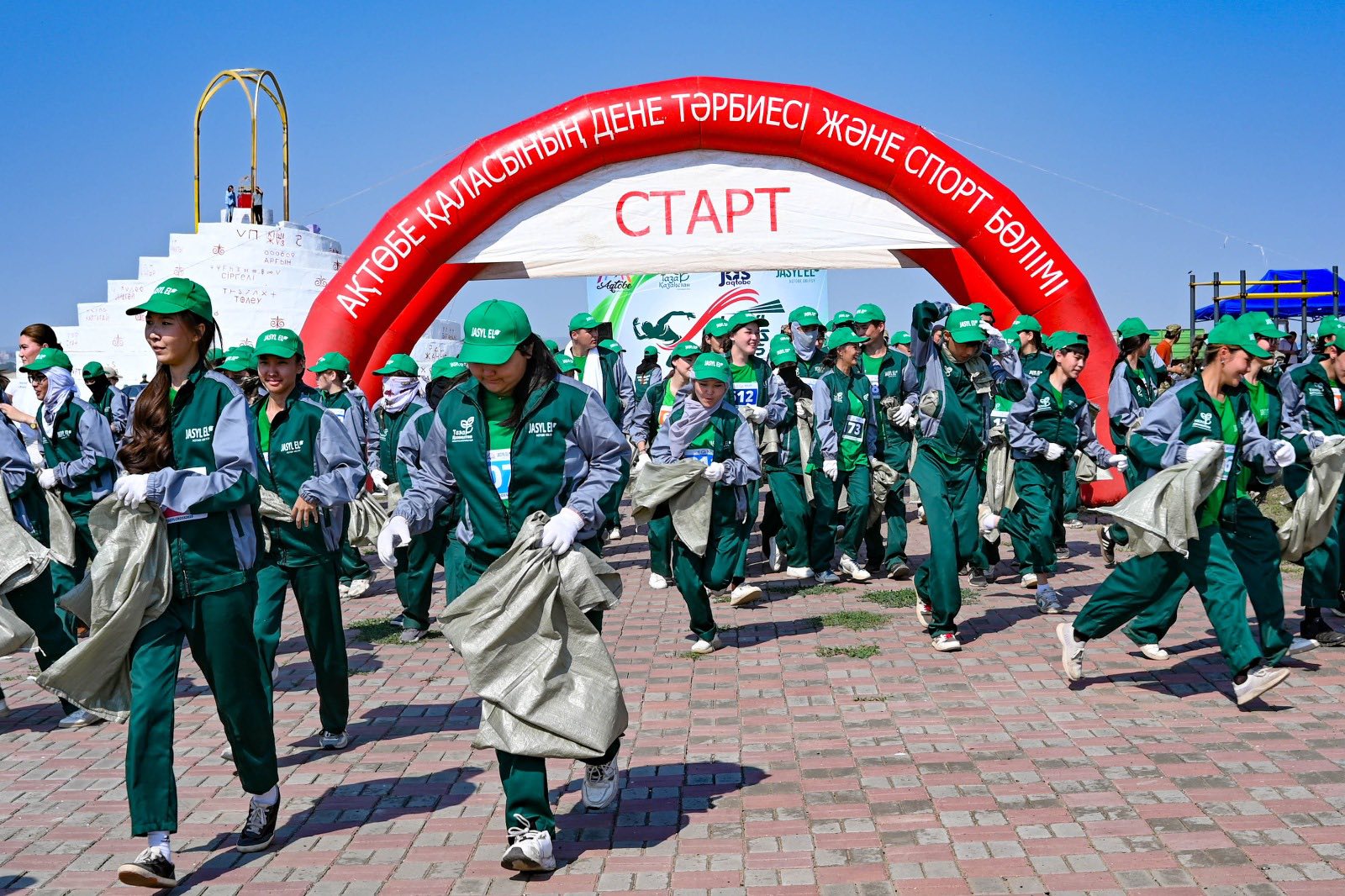 Jastar  «Mahabbat taýyn» qoqystan tazartty