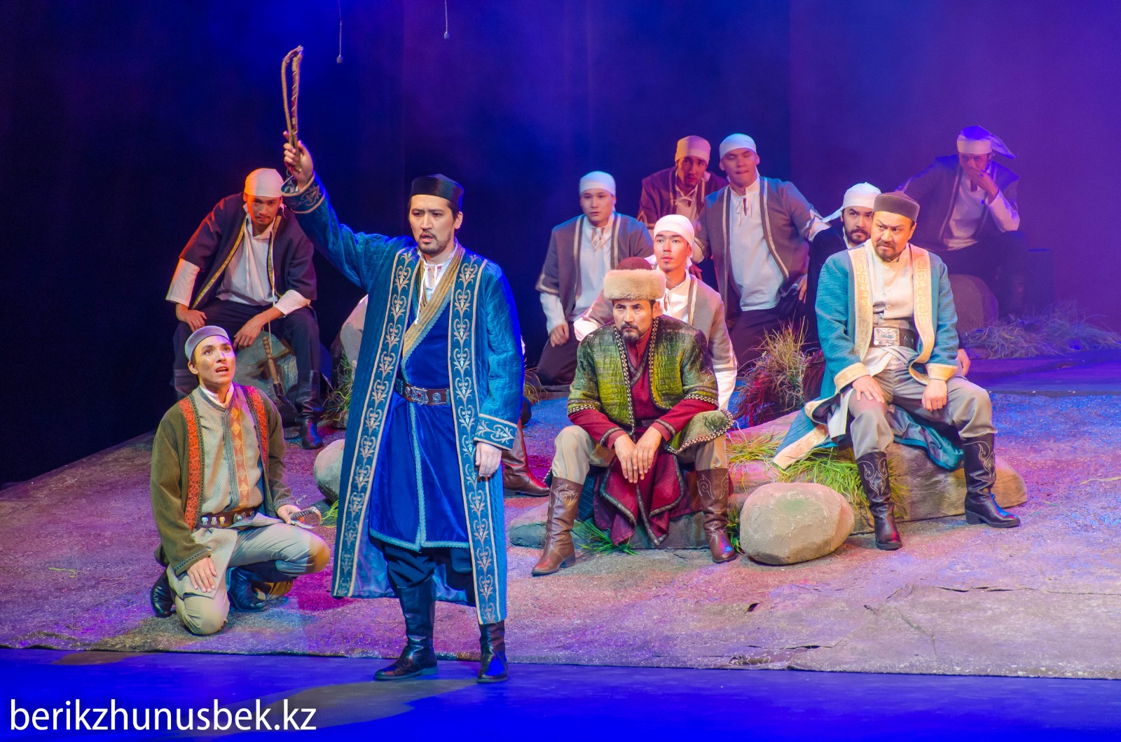 «Abaı» teatr maýsymyn aıaqtady