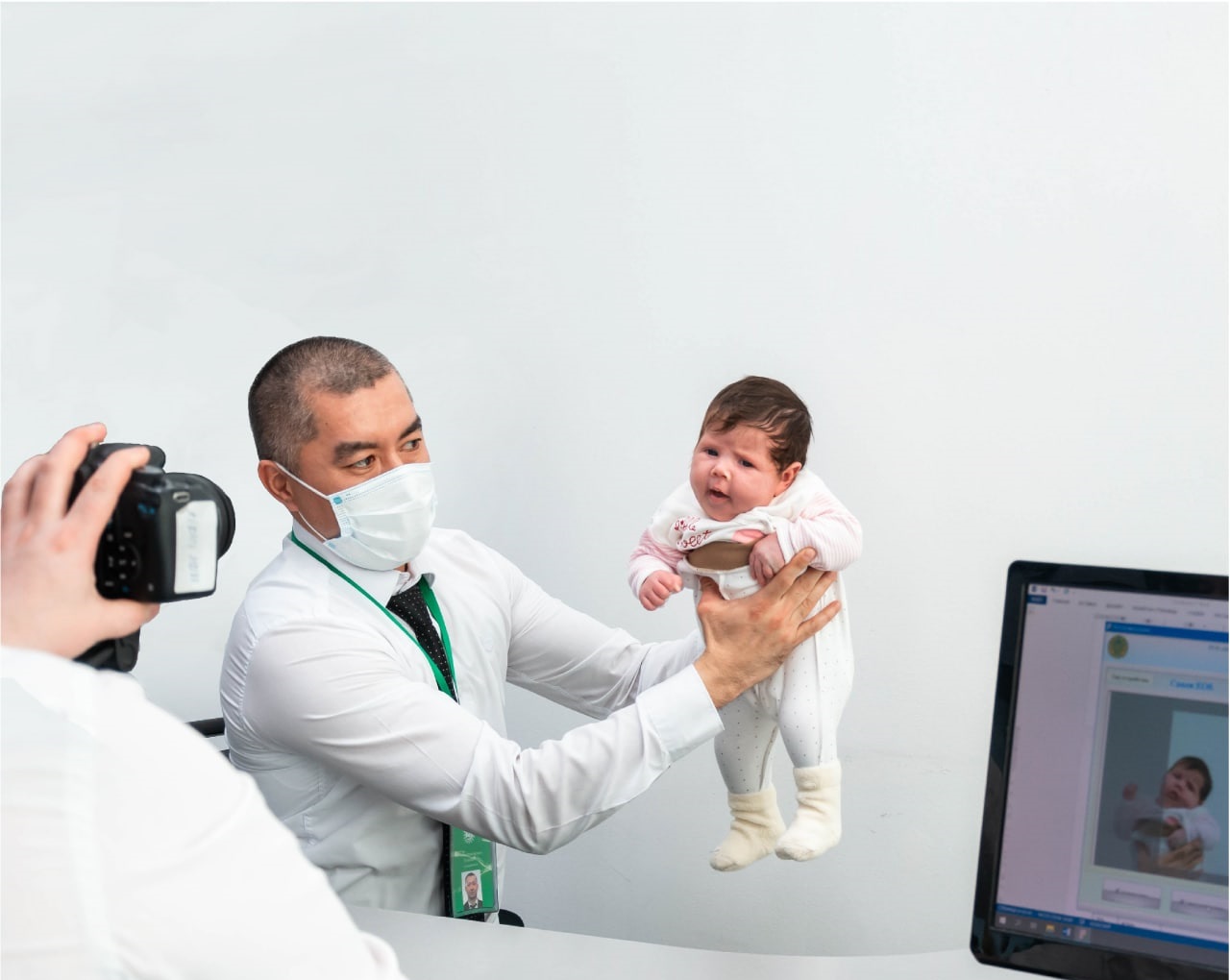 Jańa týǵan nárestege sheteldik tólqujatty qalaı alady