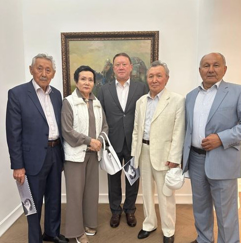 Tulǵa belesi:  daıarlyq týraly oı-tolǵam