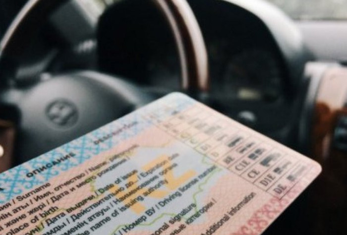 Abaı oblysynda arnaıy eseptegi  62 adam júrgizýshi kýáligin alǵan