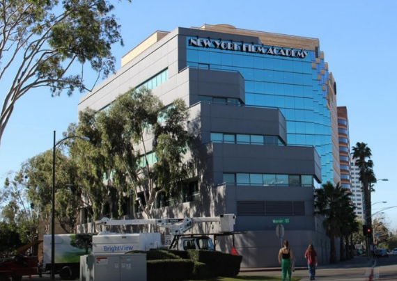 New York Film Academy-diń  fılıaly jas talanttarǵa grant usynady