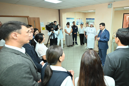 Elimizdiń tabysty bolashaǵy oqytýshylardyń qolynda – Qoshanov