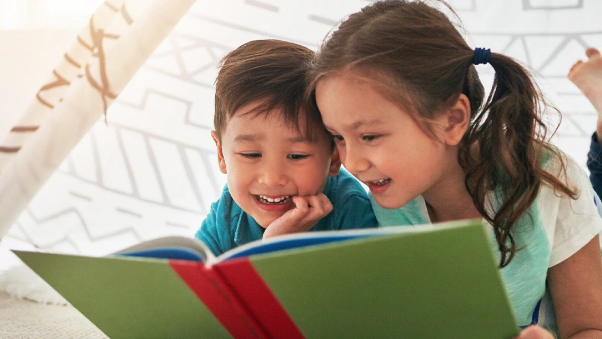 Oqýshylar sabaqtyń aldynda 8 mınýt kitap oqıdy