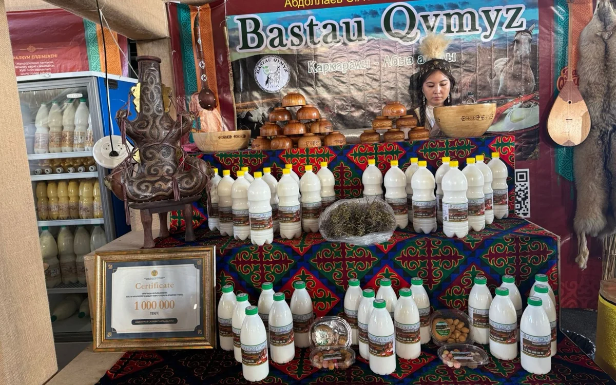 30 tonnaǵa jýyq: Astanada qymyz rekordy tirkeldi
