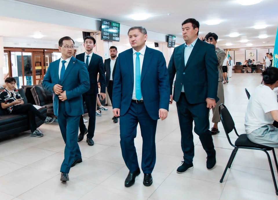 Taldyqorǵanda ıtalııalyq joǵary oqý ornynyń fılıaly ashyldy