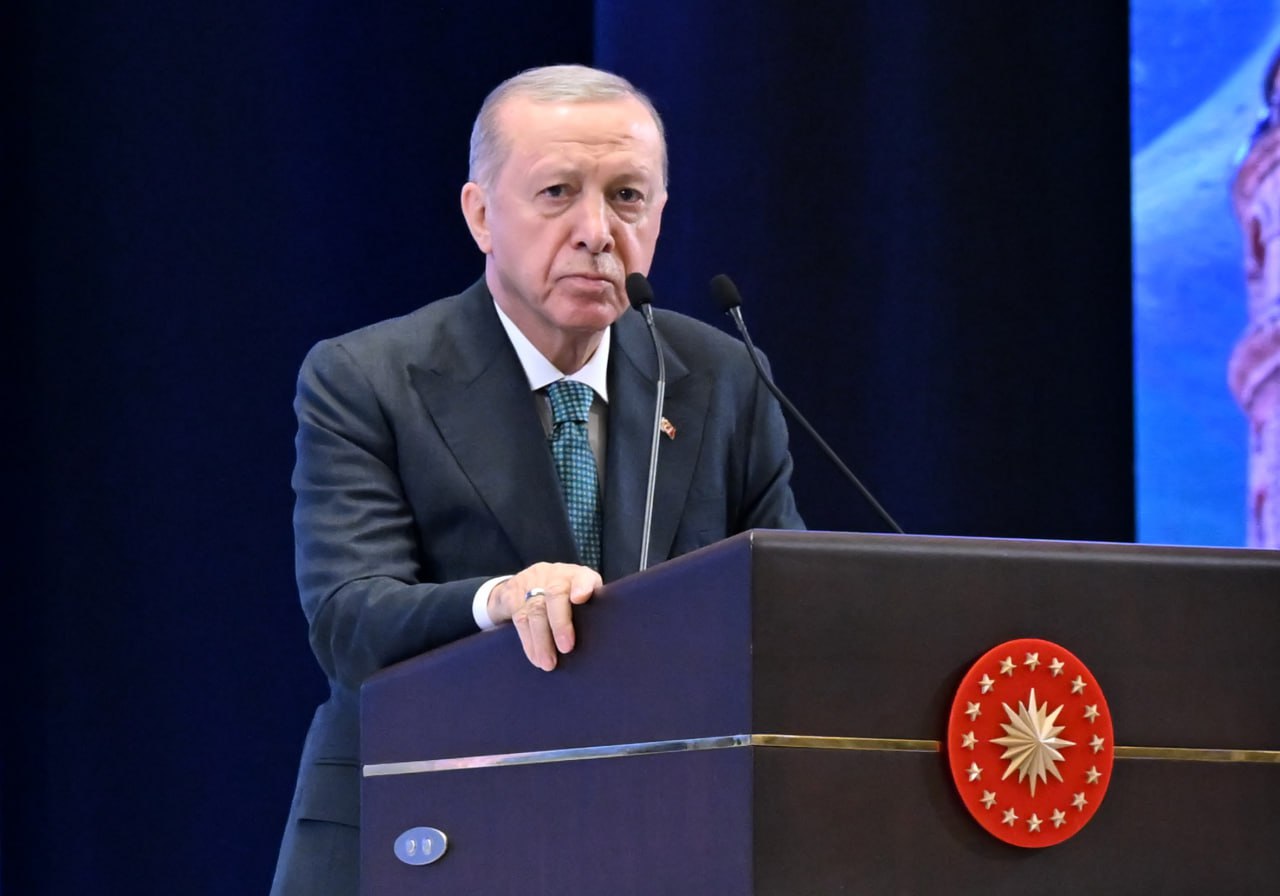 Qazaqstannyń jetistikterin biz árqashan maqtan tutamyz - Túrkııa Prezıdenti