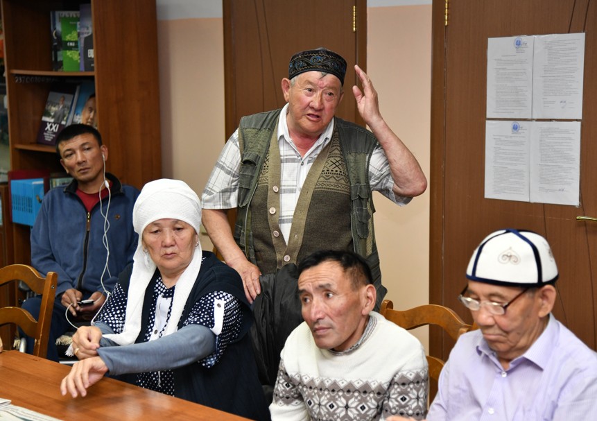 Ádemi qartaıa bilýge de parasat qajet