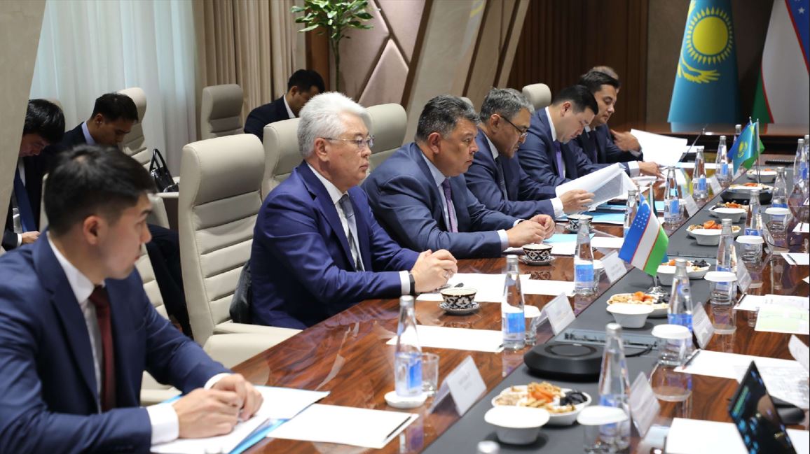 Sý jetkizý máseleleri boıynsha eki elmen kelissózder júrgizildi