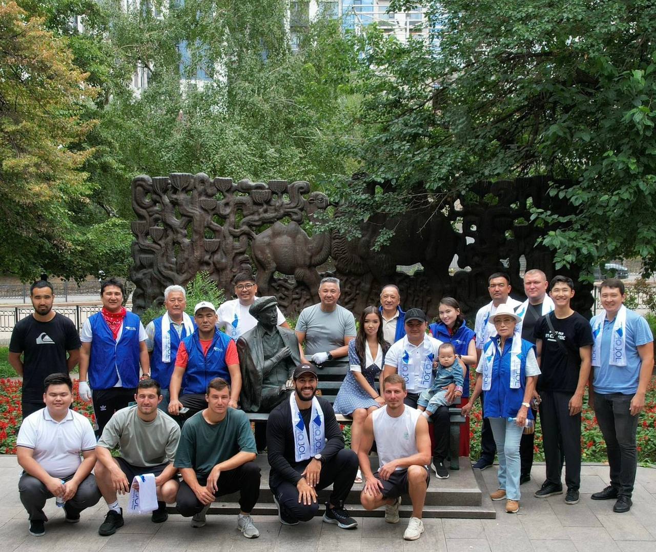 Azat Perýashev: «Aq jol» dempartııasy elimizdiń barlyq óńirlerinde ótken senbilikke qatysty