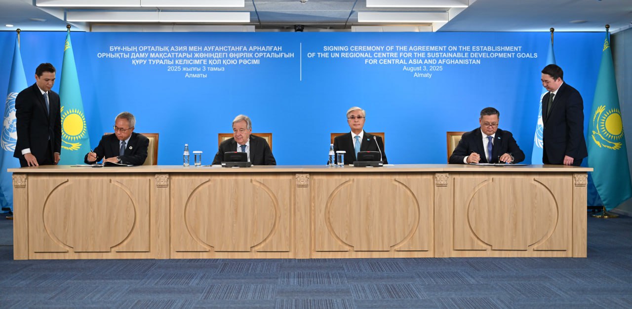 Prezıdent pen Antonıý Gýterrısh Almaty qalasyndaǵy BUU óńirlik ortalyǵyna bardy