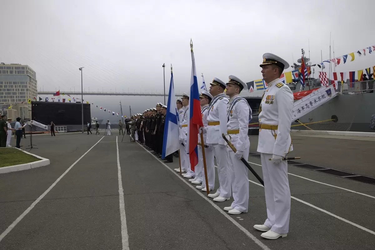 Reseı men Qytaı birlesken áskerı teńiz jattyǵýyn bastady