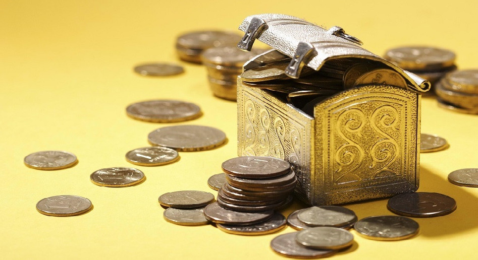 Ulttyq qor qarjysyna baqylaý kúsheıedi