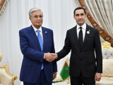 Q.Toqaev Túrikmenstan Prezıdenti Serdar Berdimuhamedovpen kezdesti